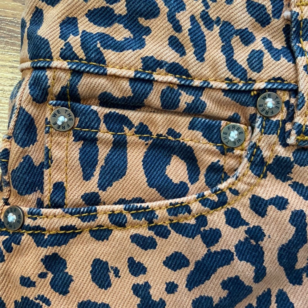 Free People Leopard Zip Front Mini Skirt - Picture 6 of 7